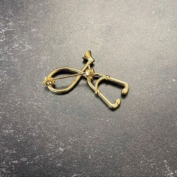 Stethoscope Gold Pin/ Brooch Lapel - Picture 4 of 6